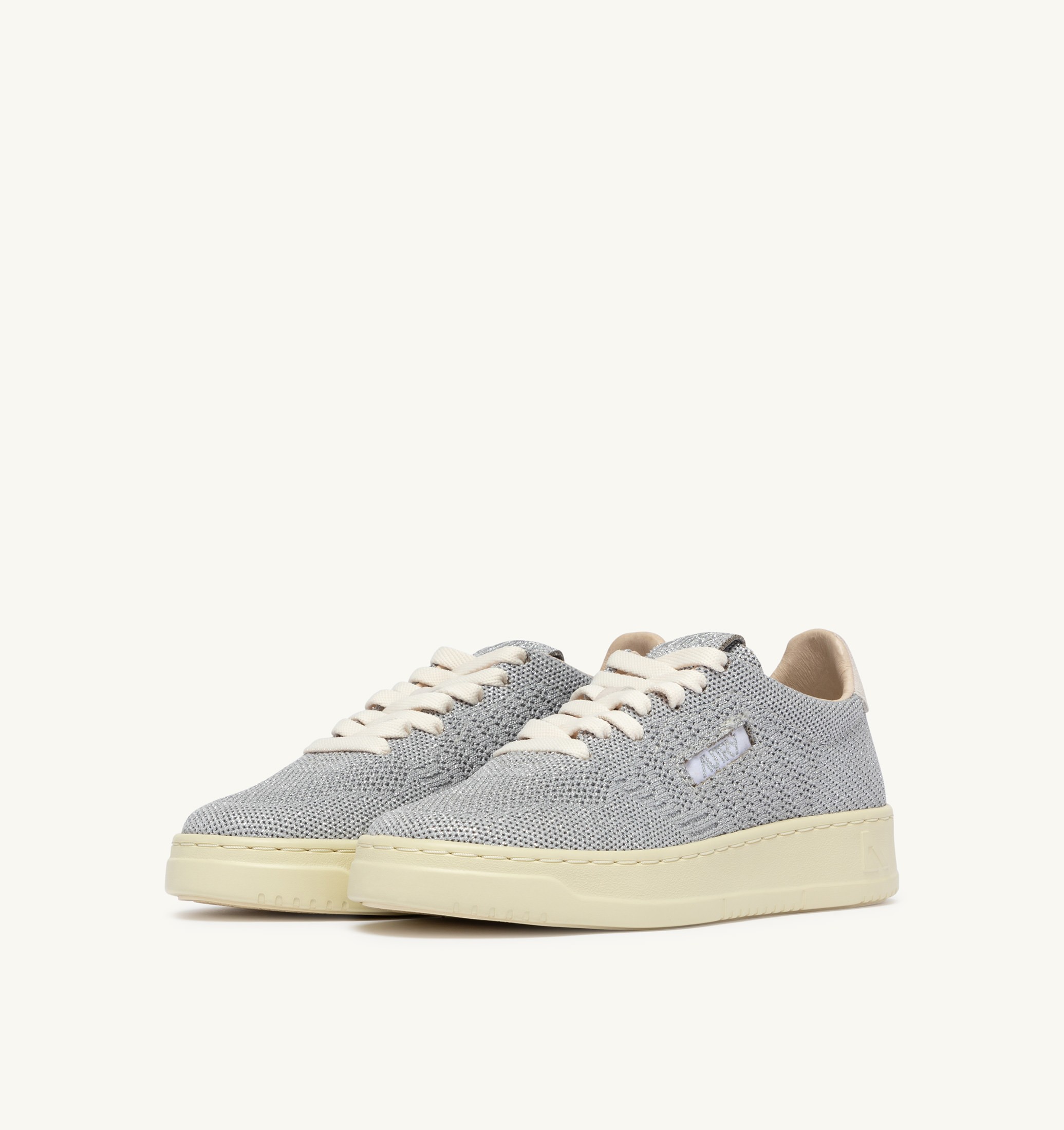 BASKETS MEDALIST EASEKNIT LOW EN MAILLE ARGENT