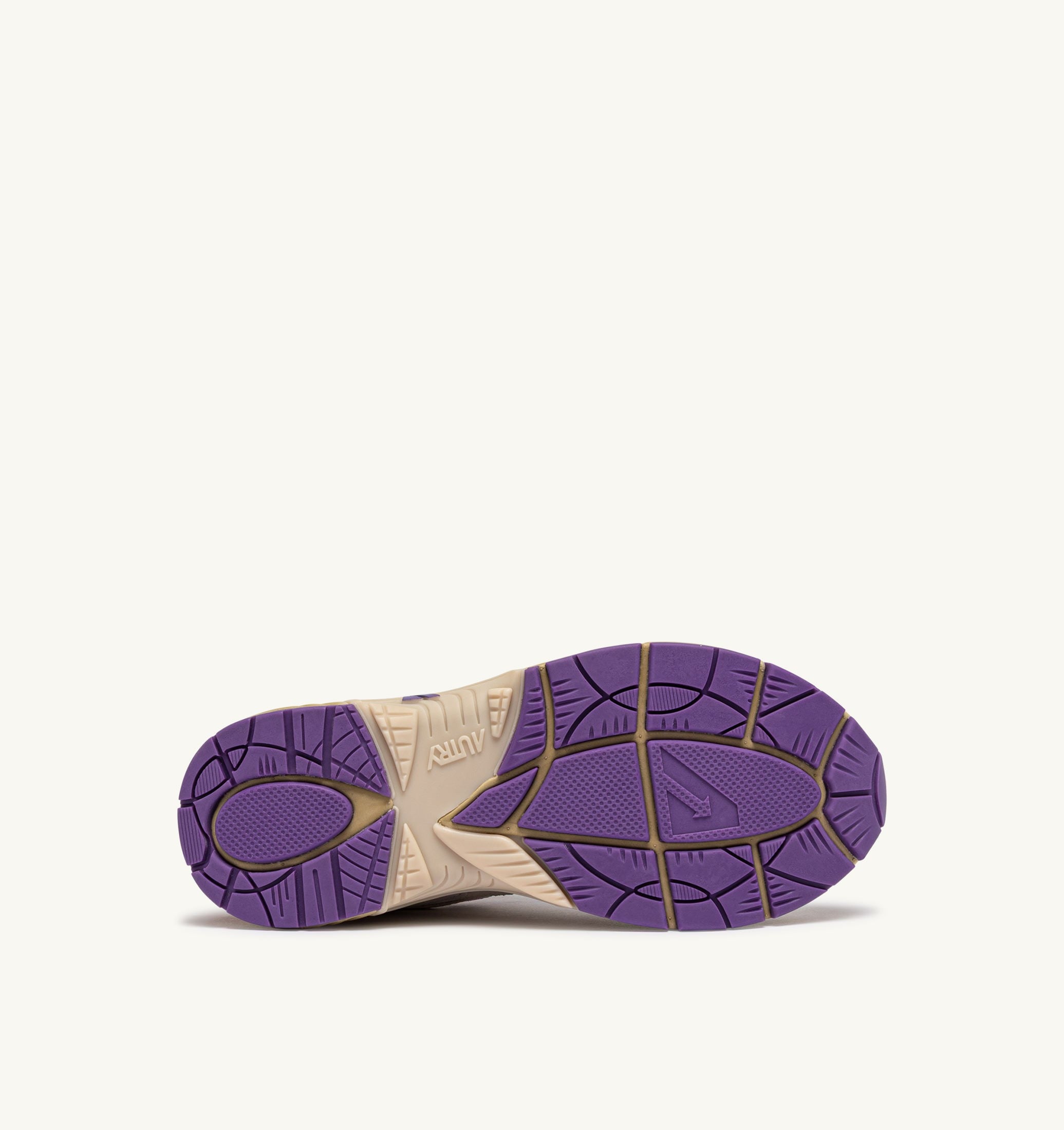 BASKETS HYPERWAY EN DAIM ET MESH BLANC ET ARABESQUE