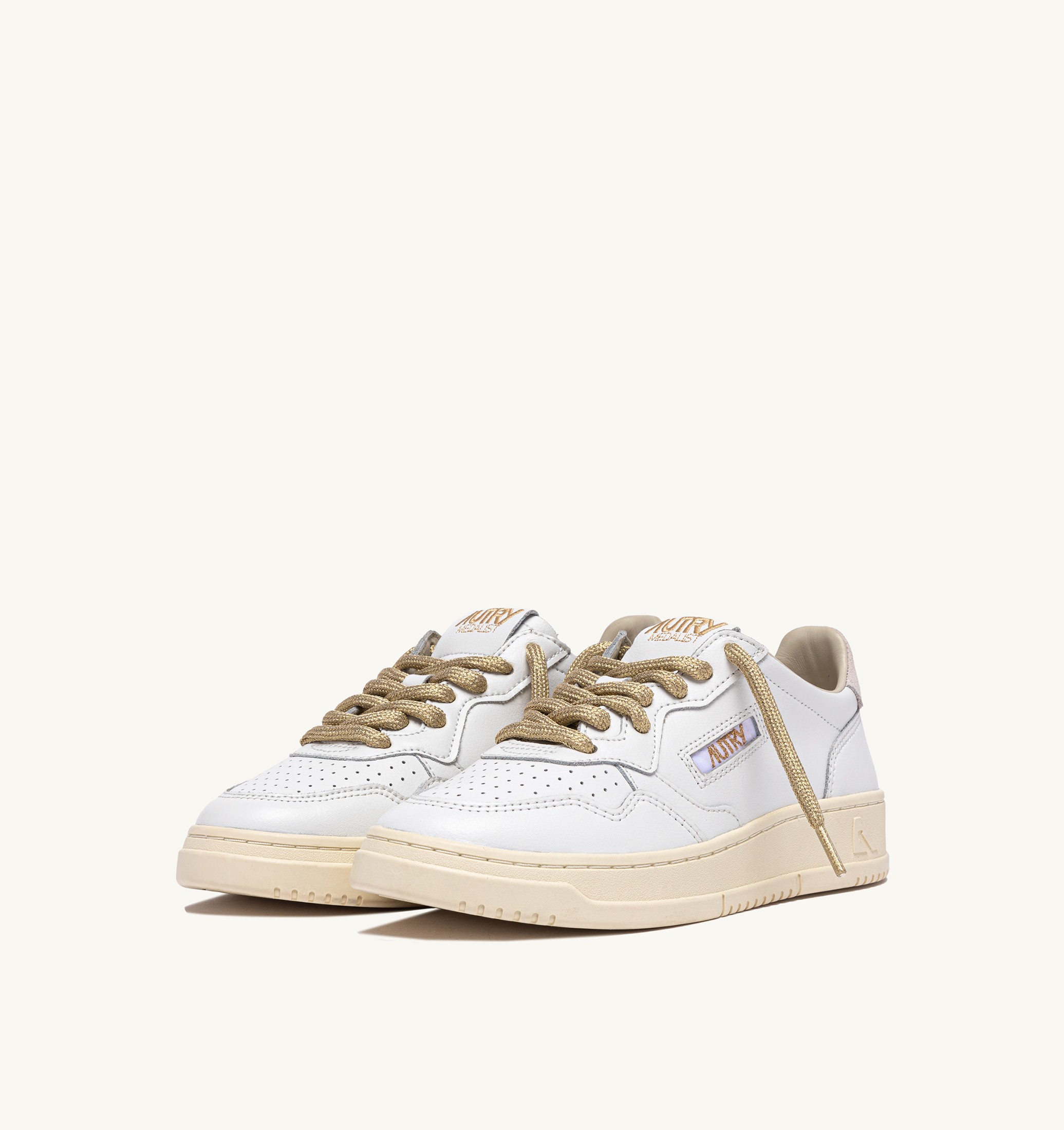 BASKETS MEDALIST LOW EN CUIR BLANC ET DÉTAILS LUREX OR