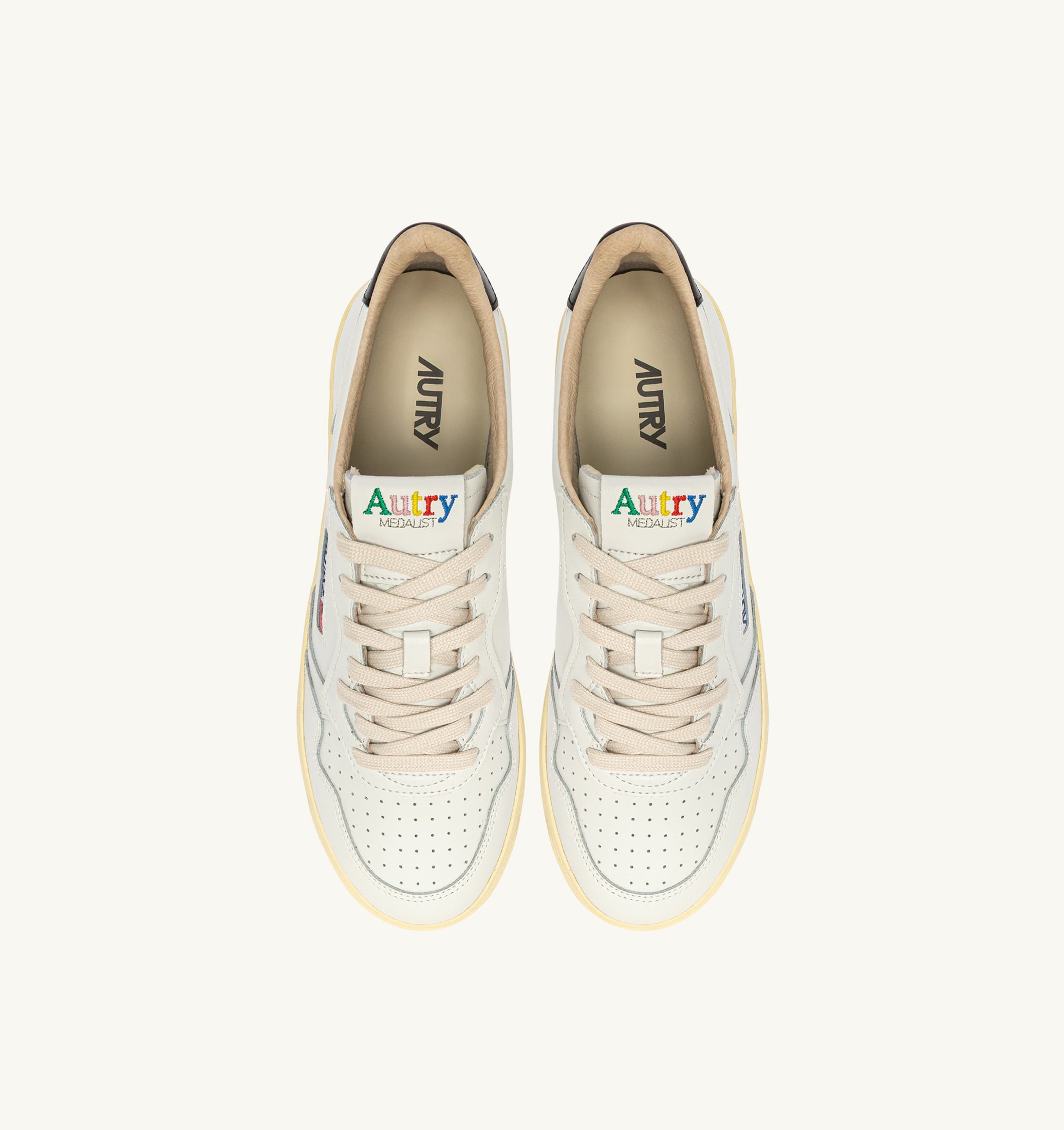 BASKETS MEDALIST LOW EN CUIR BLANC ET NOIR