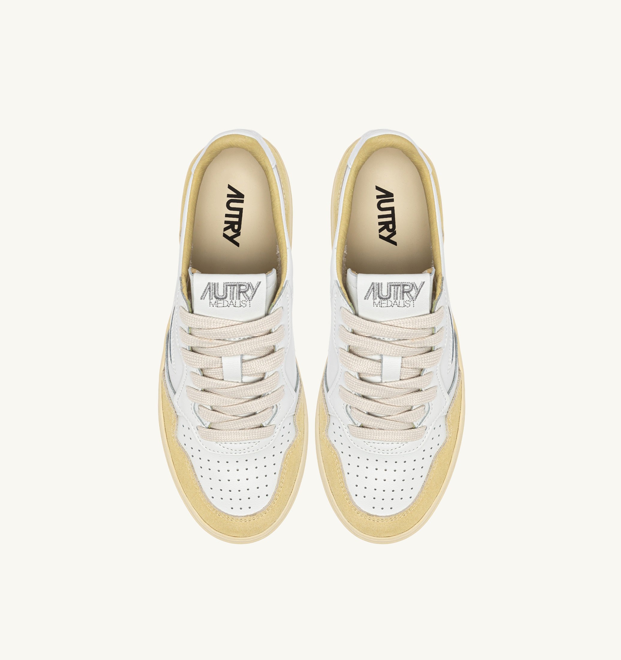 BASKETS MEDALIST LOW EN CUIR BLANC ET DAIM STRAW
