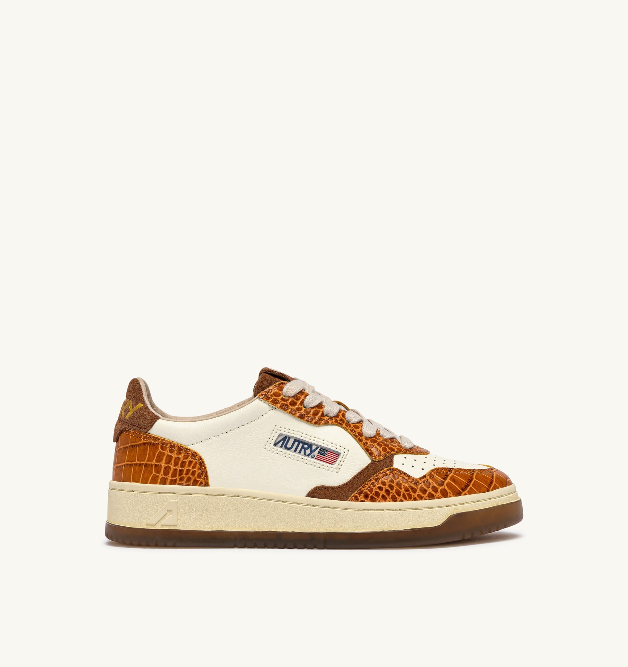 BASKETS MEDALIST LOW EN CUIR MARSHMALLOW ET KENYA