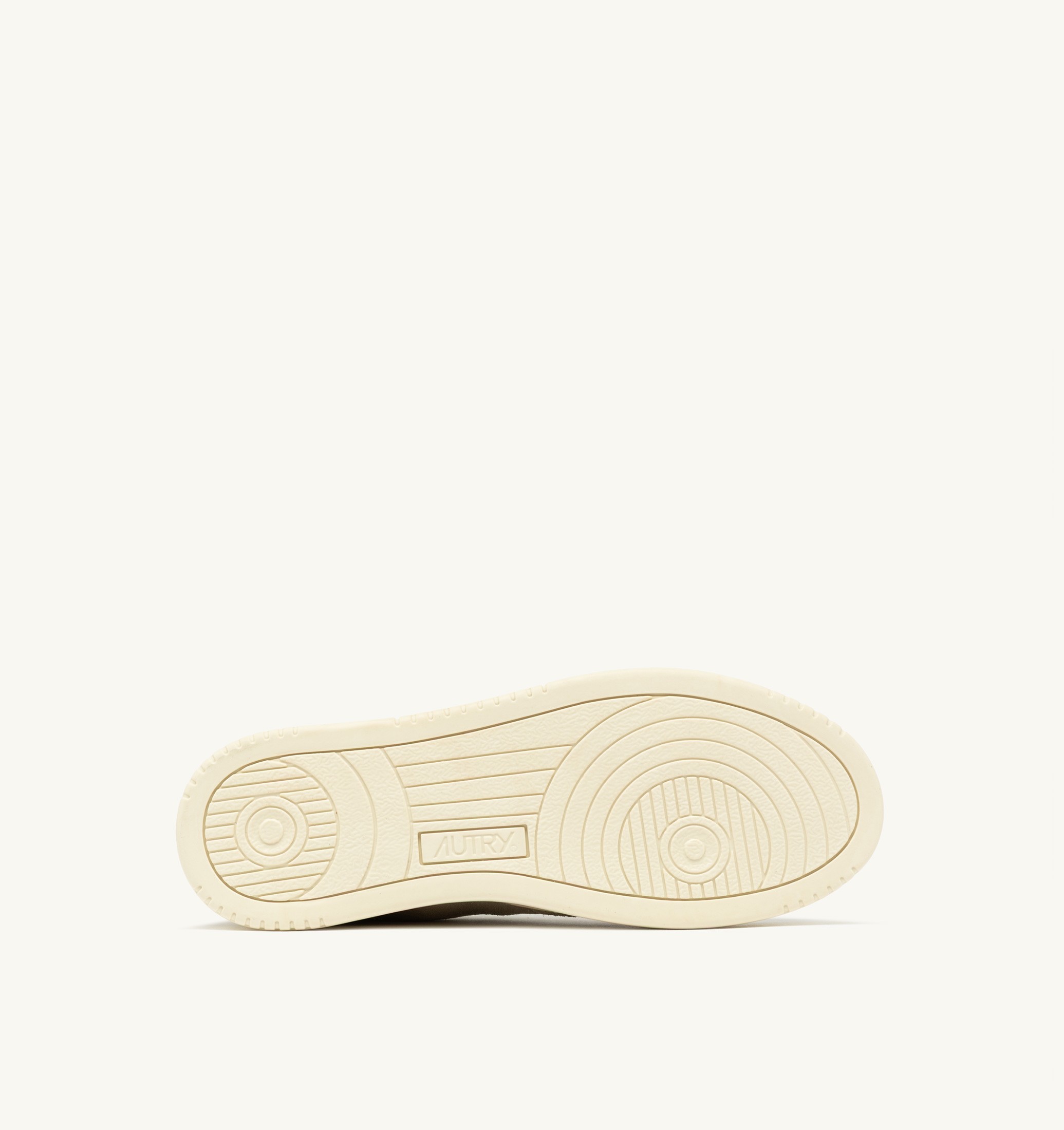 BASKETS MEDALIST LOW EN DAIM SPONGE ET BLANC
