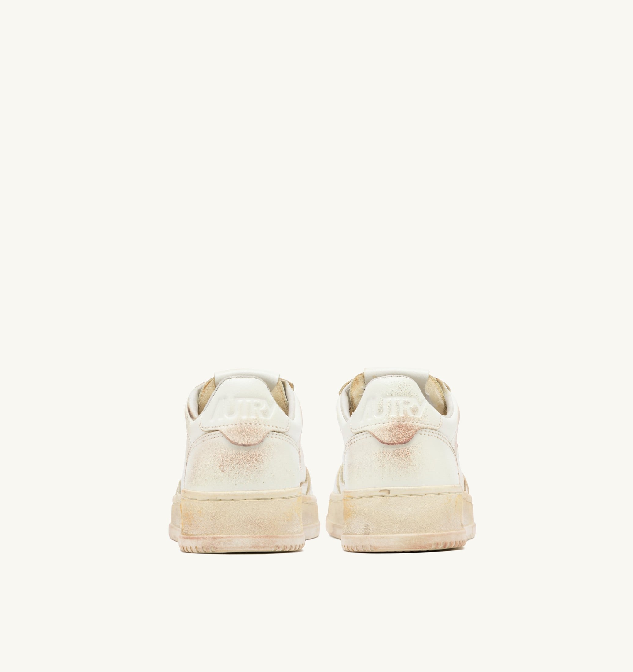 BASKETS MEDALIST LOW SUPER VINTAGE EN CUIR BLANC