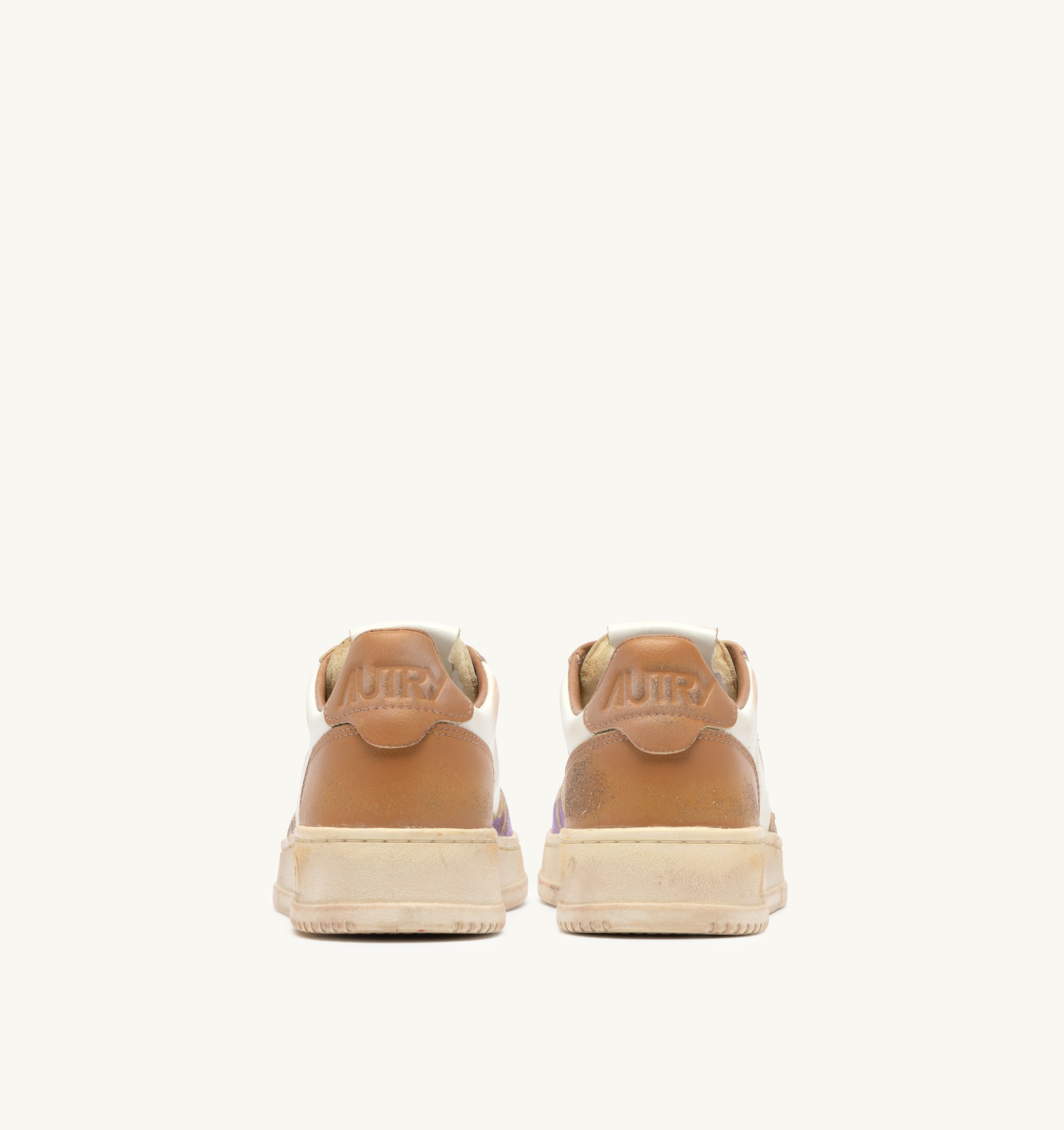 BASKETS MEDALIST LOW SUPER VINTAGE EN CUIR BLANC APPLE CINNAMON ET DEWBERRY