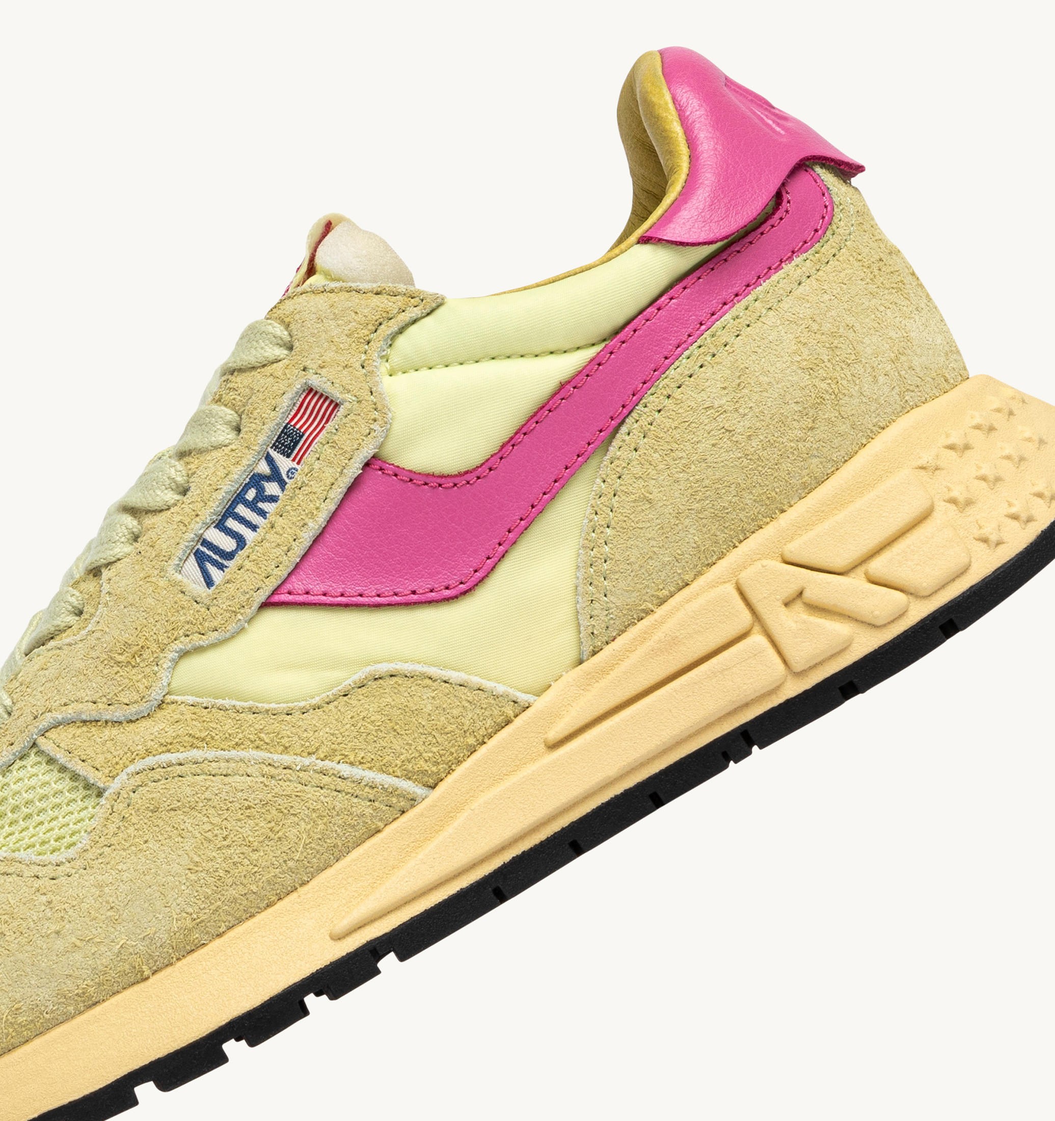 BASKETS REELWIND LOW EN NYLON ET DAIM STRAW ET CHATEAU ROSE