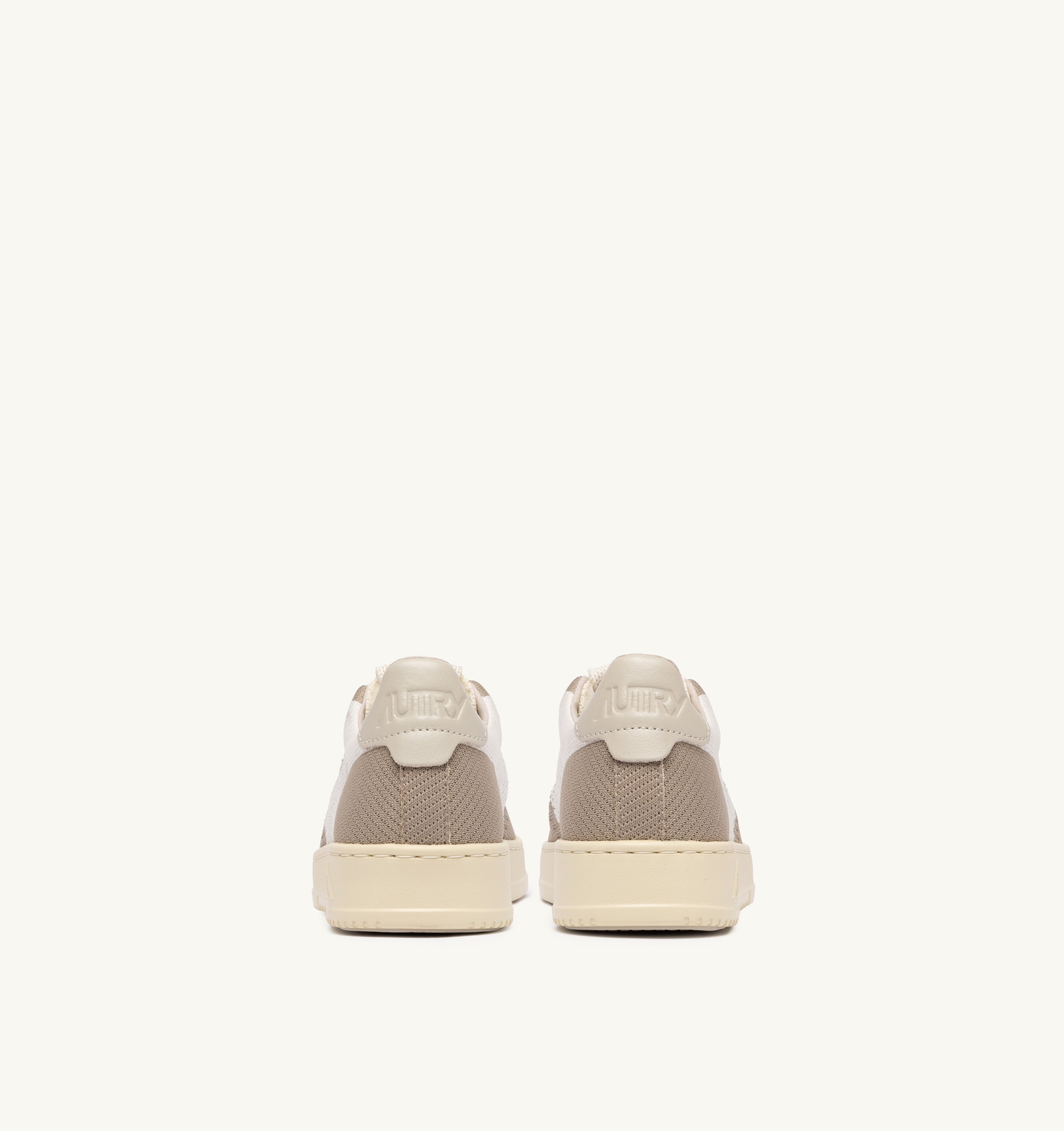 BASKETS MEDALIST EASEKNIT LOW EN MAILLE IVOIRE ET PELICAN