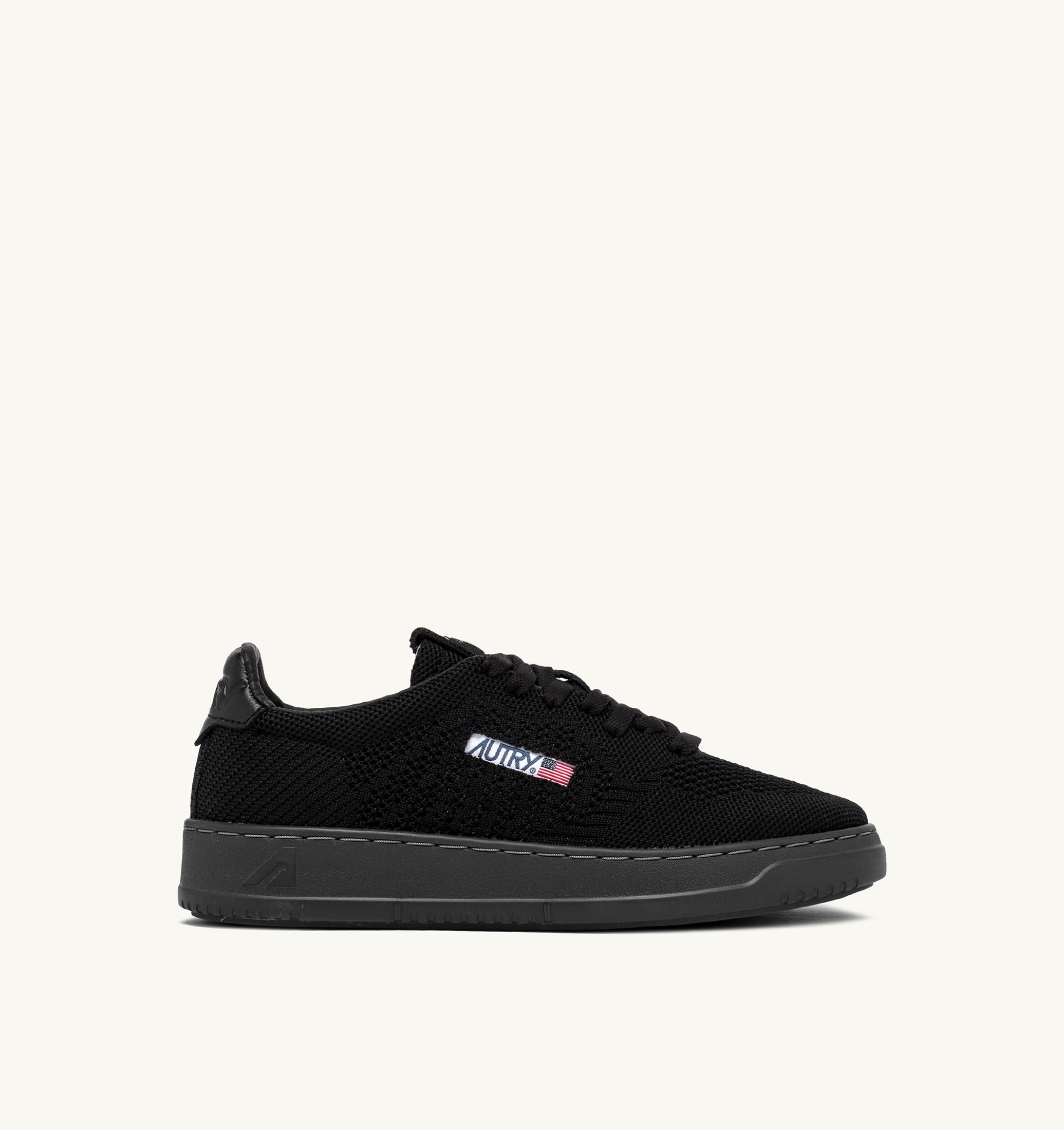 BASKETS MEDALIST EASEKNIT LOW EN MAILLE NOIRE