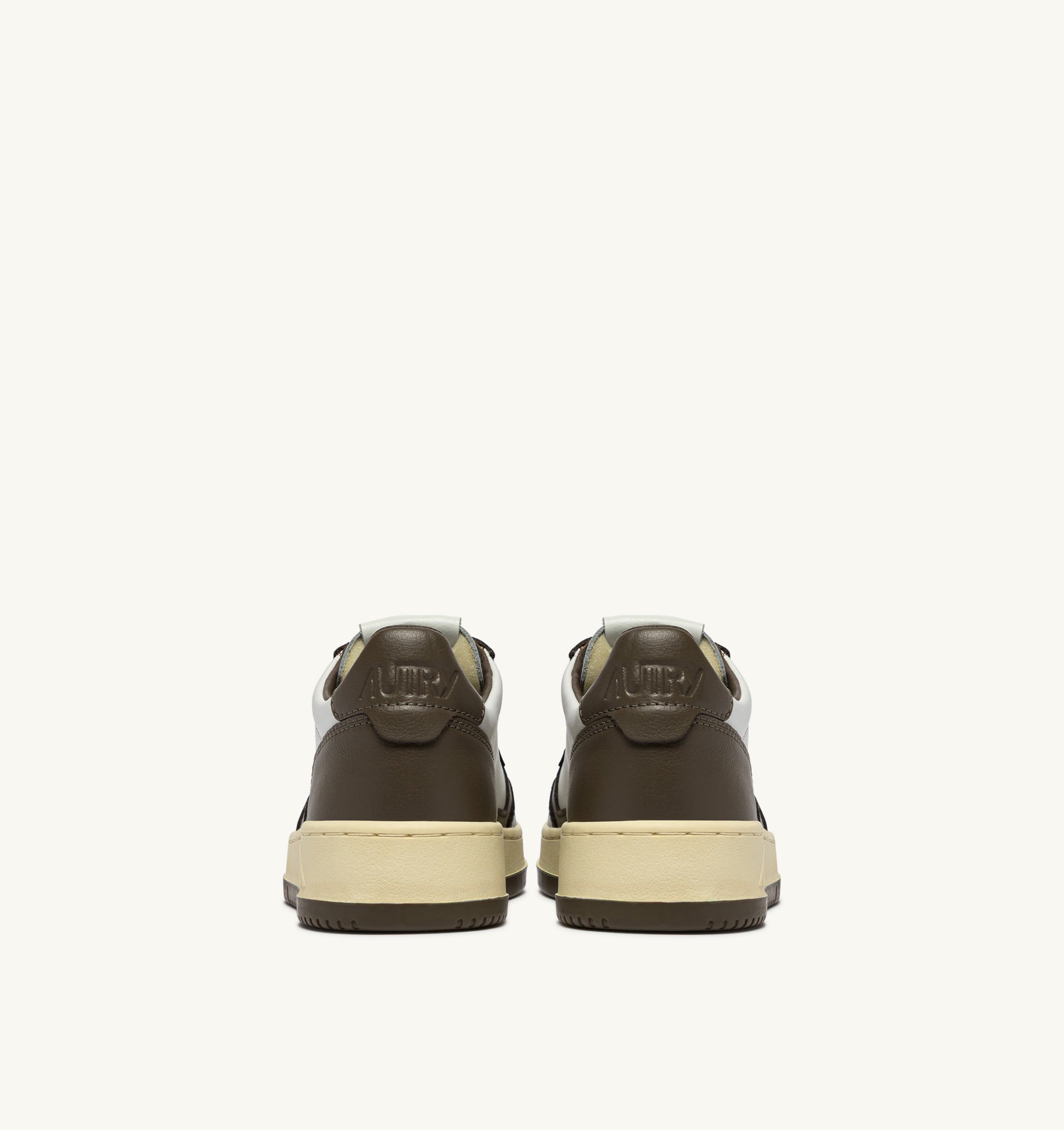 BASKETS MEDALIST LOW BICOLORE EN CUIR BLANC ET CHOCOLATE