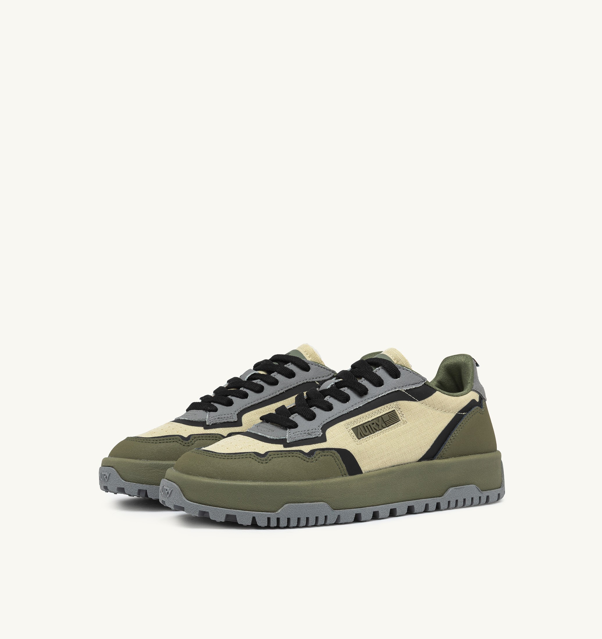 BASKETS WILDPACE LOW EN NYLON RIPSTOP ET CUIR CASTLE WALL ET TITANIUM