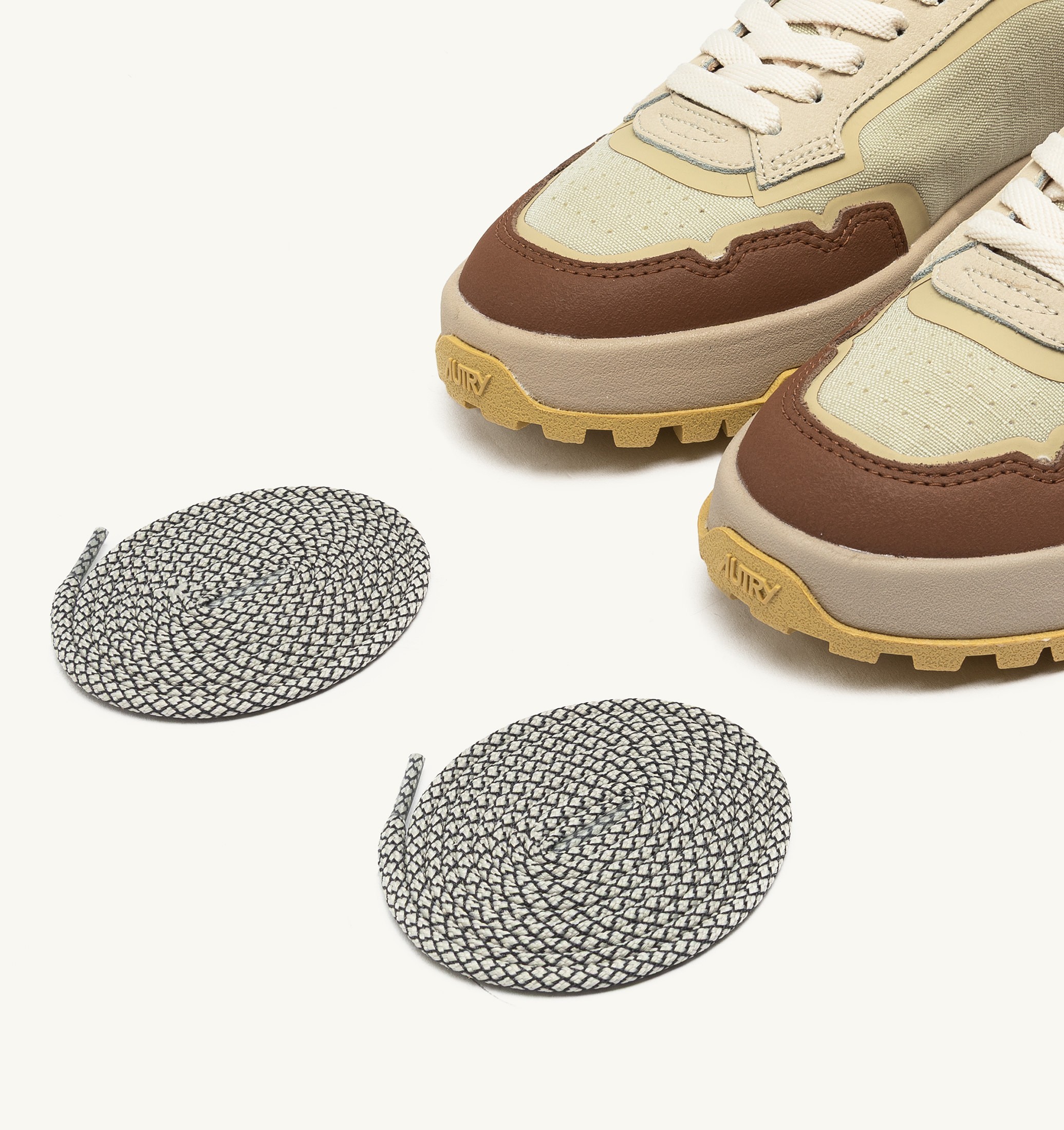 BASKETS WILDPACE LOW EN NYLON RIPSTOP ET CUIR FOG ET THRUSH